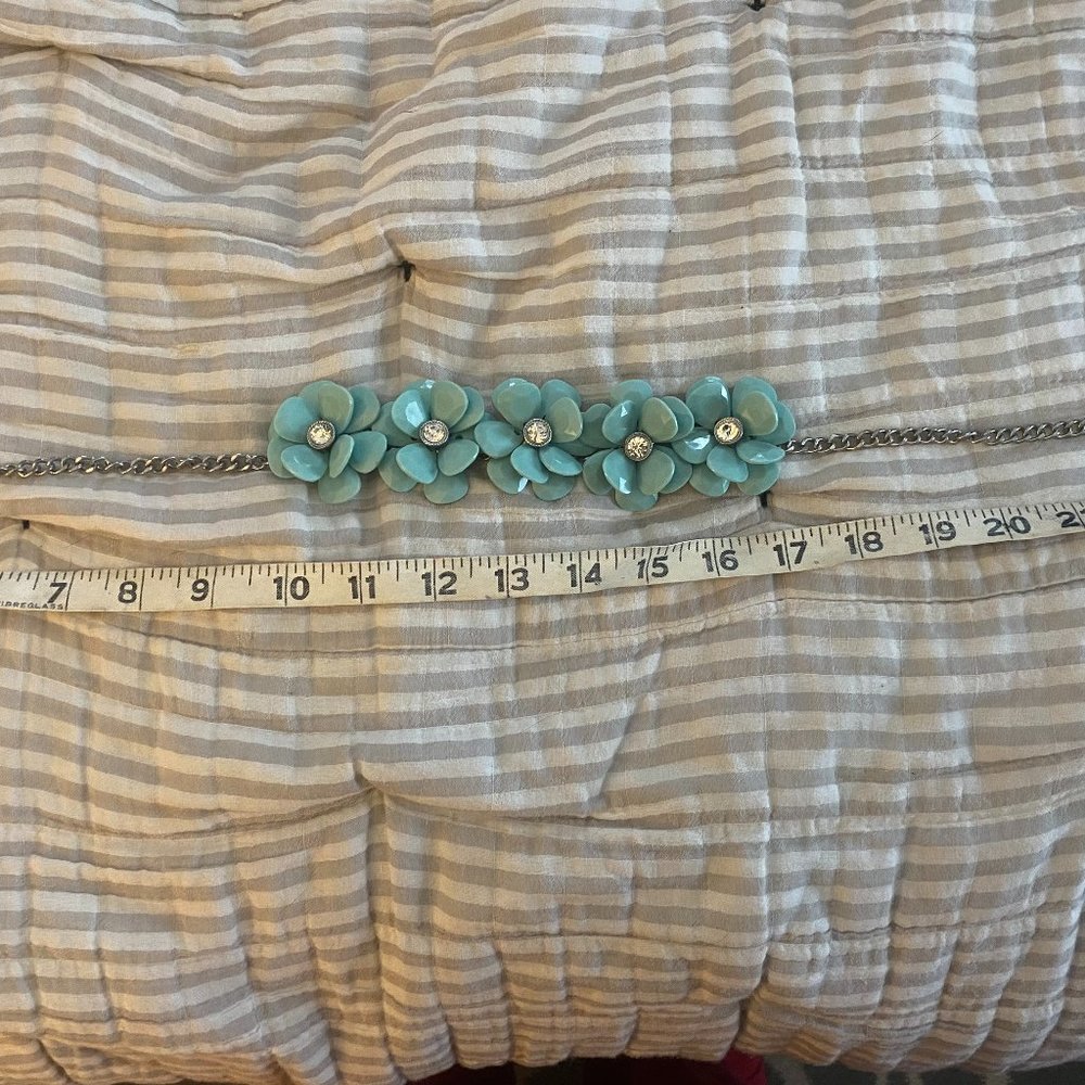 Teal Flower Necklace